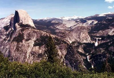 Yosemite-Valley.jpg
